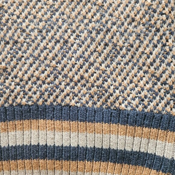 Hem & Thread Sweater size Small Blue Yellow - Picture 3 of 5